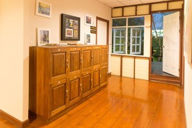 Nang Ta Yon At Ban Thap Chang Hostel