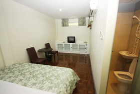 Nine Place BTS Ekamai Hostel