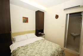 Nine Place BTS Ekamai Hostel