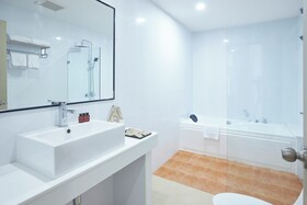 NJoy Prestige Grand Hotel Don Mueang