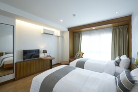NJoy Prestige Grand Hotel Don Mueang