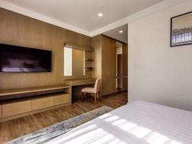 Metropolis Suites Bangkok, Tapestry Collection by Hilton