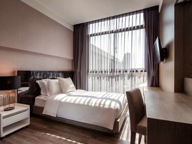 Metropolis Suites Bangkok, Tapestry Collection by Hilton