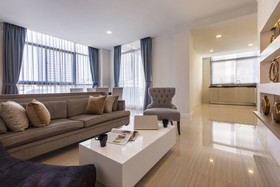 Metropolis Suites Bangkok, Tapestry Collection by Hilton