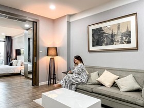 Metropolis Suites Bangkok, Tapestry Collection by Hilton