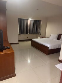 Omni Tower Direct Rooms