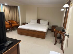 Omni Tower Direct Rooms