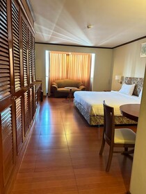 Omni Tower Direct Rooms