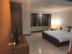 Omni Tower Direct Rooms