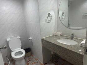 Omni Tower Direct Rooms