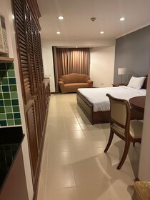 Omni Tower Direct Rooms