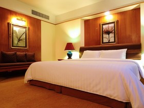 Pantip Suites Sathorn