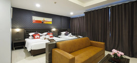 Picnic Hotel Bangkok by ZEN Rooms