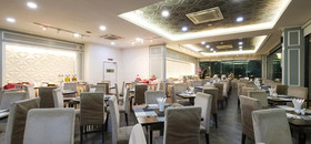 Picnic Hotel Bangkok by ZEN Rooms