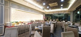 Picnic Hotel Bangkok by ZEN Rooms