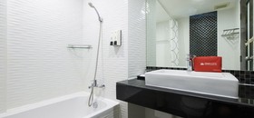 Picnic Hotel Bangkok by ZEN Rooms
