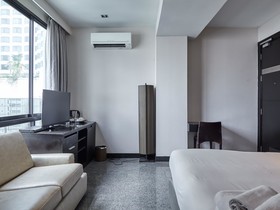 Sukhothai Hotel & Residence