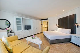 Valia Hotel