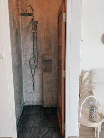 Rotfai Hostel