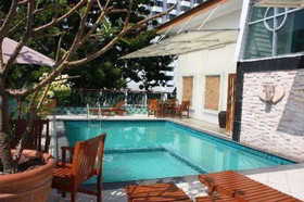 Royal Ivory Nana 4 Hotel
