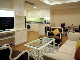 Royal President Suites