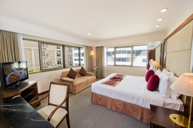 Royal President Suites