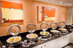 Royal President Suites