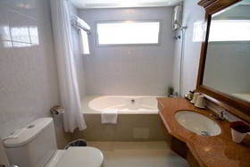 Royal View Resort