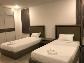 S.E.T Thanmongkol Residence