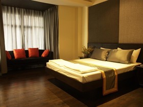 Siam Society Hotel & Resort