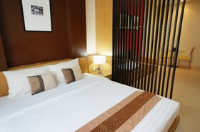 Silom Convent Garden