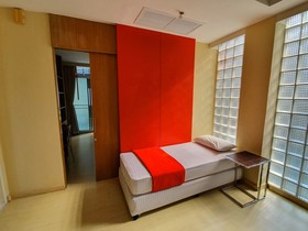 Silom Convent Garden