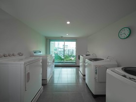 Silom Lofts Luxury Service Apartment