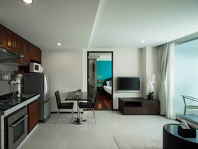 Silom Lofts Luxury Service Apartment