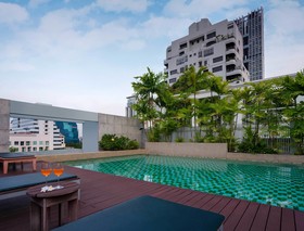 Silom Lofts Luxury Service Apartment