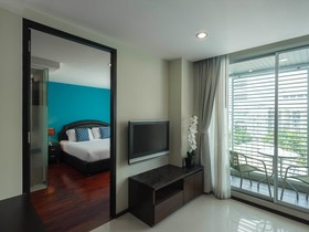 Silom Lofts Luxury Service Apartment