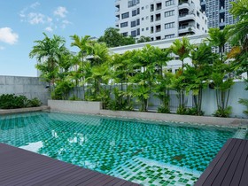 Silom Lofts Luxury Service Apartment
