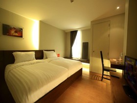 Silom One