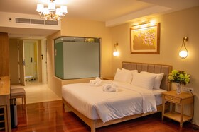 Siri Grand Bangkok Hotel