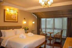Siri Grand Bangkok Hotel