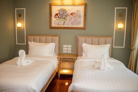 Siri Grand Bangkok Hotel