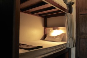 Suneta Hostel Khaosan