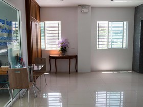 Tanatip Place