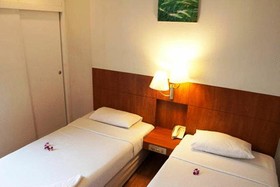 Ten Stars Inn