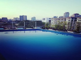 RoomQuest Sukhumvit 50