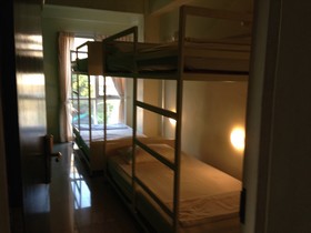RoomQuest Sukhumvit 50