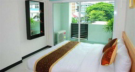 The Laurel Suite