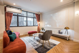 Theme Boutique Hotel