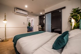 Theme Boutique Hotel