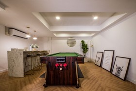 Theme Boutique Hotel